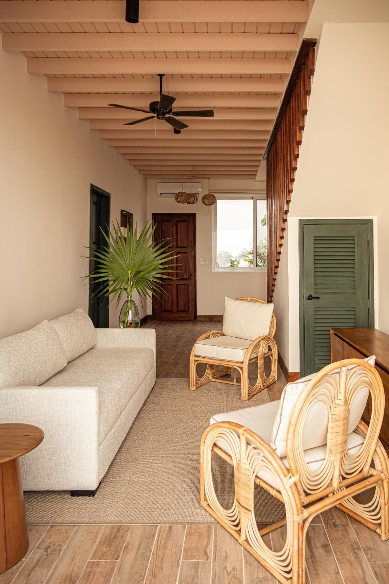 Itz'Ana Resort & Residences Placencia エクステリア 写真
