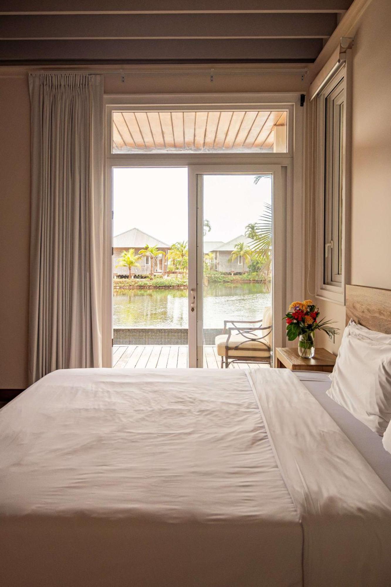 Itz'Ana Resort & Residences Placencia エクステリア 写真